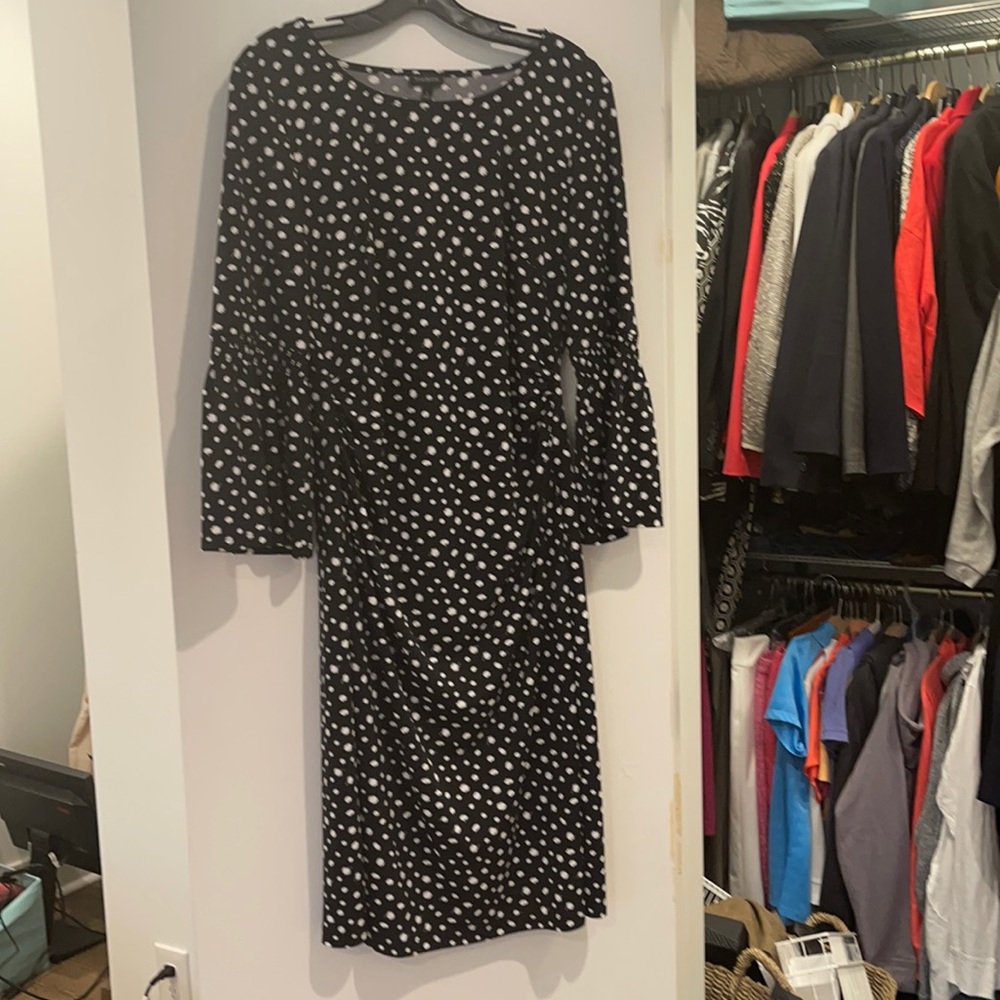 Black and white mid-length dress